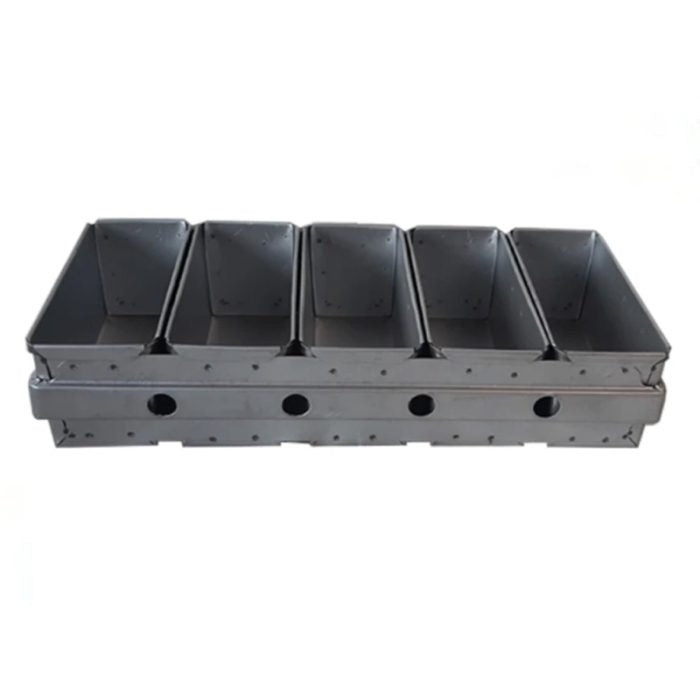 Bread Pan B05 bakery storage and work unit detail view 3